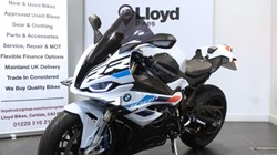 2024 (74) S 1000 RR Sport with M Pack 5033245