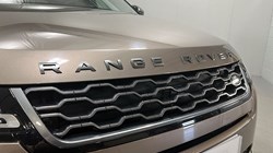 2019 (69) LAND ROVER RANGE ROVER EVOQUE 2.0 D180 R-Dynamic SE 5dr Auto 3286408