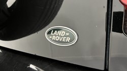 2020 (20) LAND ROVER DEFENDER 2.0 D200 SE 110 5dr Auto 3307494