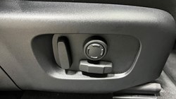 2025 (74) LAND ROVER RANGE ROVER EVOQUE 2.0 D200 Dynamic SE 5dr Auto 5014221