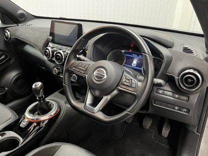 2021 (21) NISSAN JUKE 1.0 DiG-T 114 Tekna PLUS 5dr