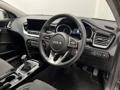 2021 (71) KIA XCEED 1.0T GDi ISG Connect 5dr