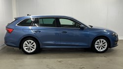 2021 (21) SKODA OCTAVIA 1.5 TSI SE L 5dr 3302045