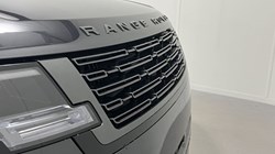 LAND ROVER RANGE ROVER 3.0 D300 HSE 4dr Auto 4724543