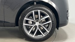 LAND ROVER RANGE ROVER 3.0 D300 HSE 4dr Auto 4724498